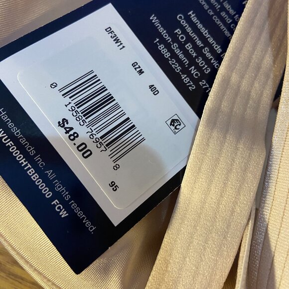 **Bali** One U Underwire, Smoothing & Concealing Full--Coverage Bra, DF3W11 40D - Picture 5 of 6